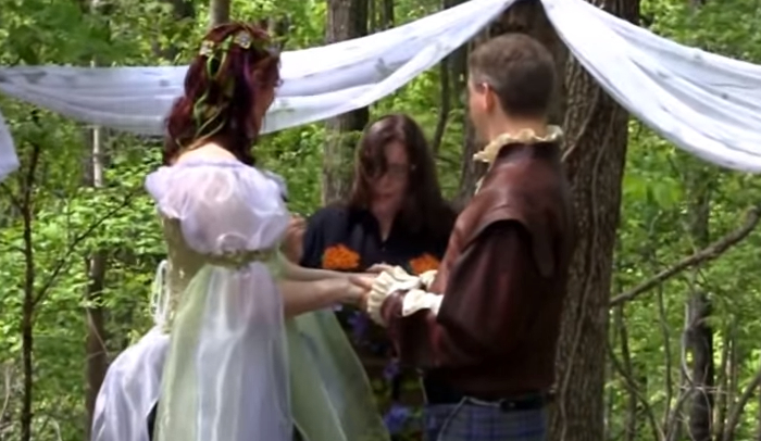 8 Best Pagan Wedding Vows